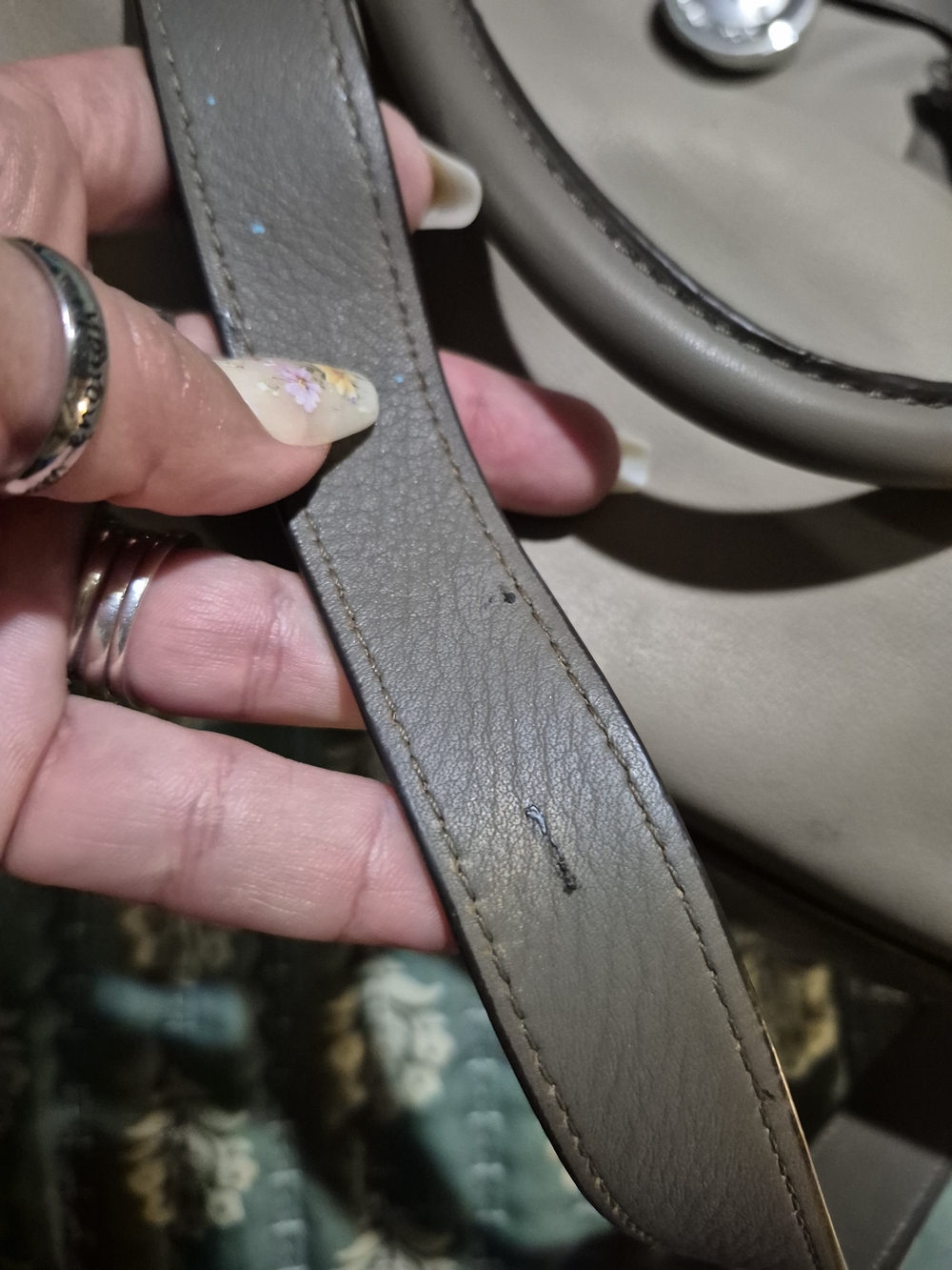 Michael Kors Hamilton Tote - Picture 10 of 13